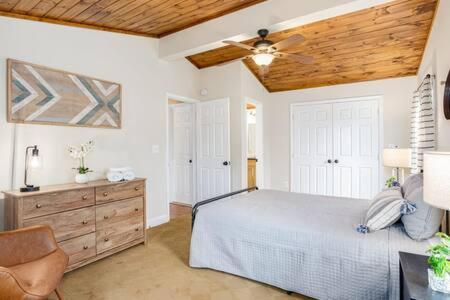 Harpers Ferry Cabin Hot Tub, Deck, Fire Pit, Wifi Esterno foto