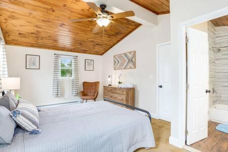 Harpers Ferry Cabin Hot Tub, Deck, Fire Pit, Wifi Esterno foto